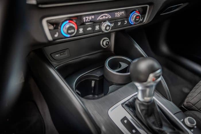 Audi holder stadig på sine knapper.